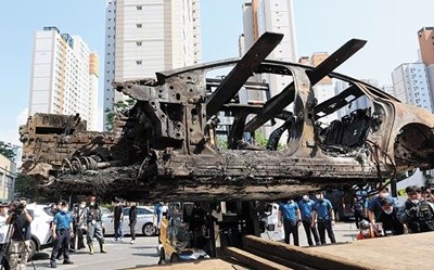 벤츠 EQE350 차량에 장착한 배터리는 화재 발생 가능성이 있는 중국산 싸구려 배터리를 창착했다. / 사진=연합