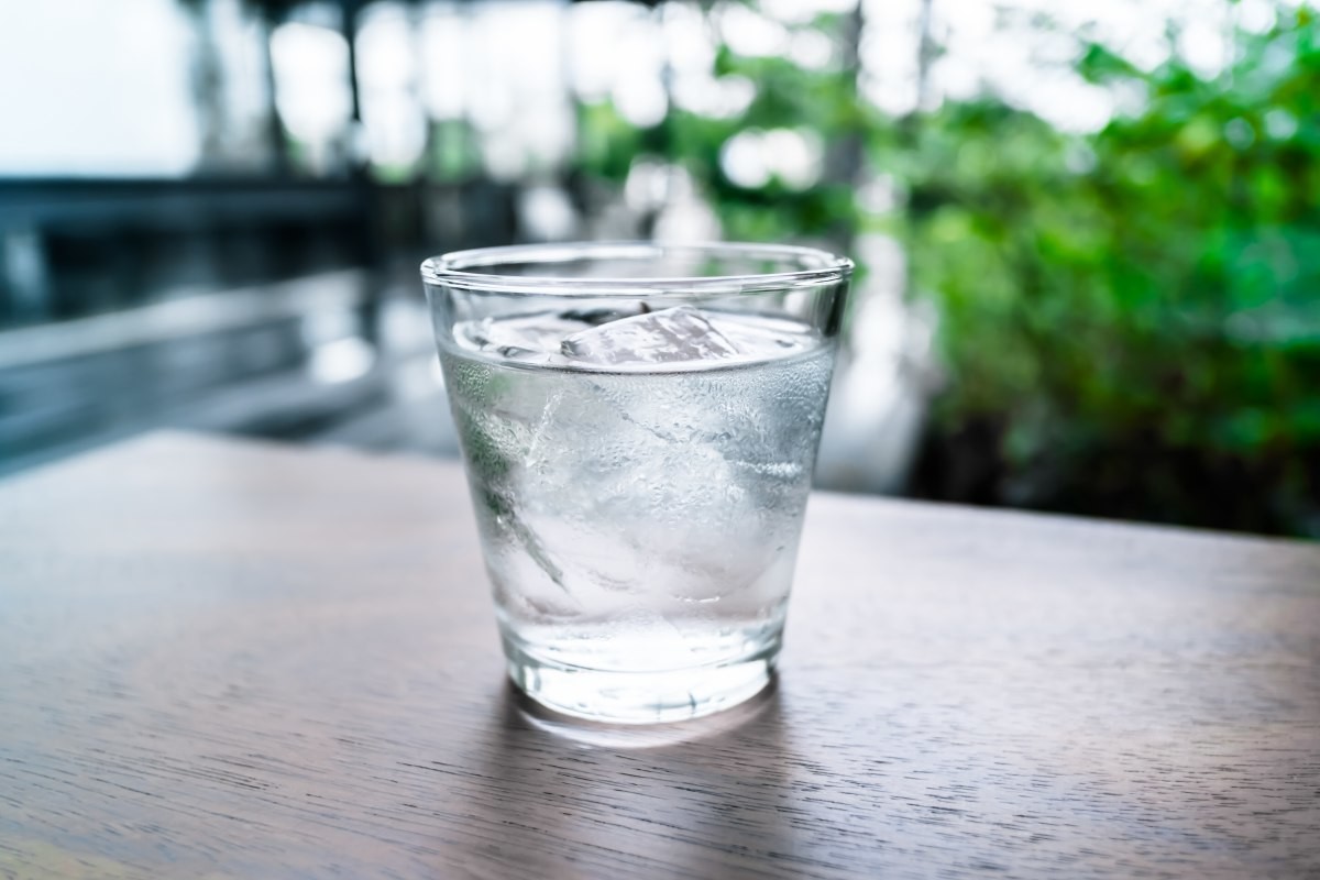 컵에 물이 담겨져 있는 모습. (기사 이해를 돕기 위한 사진) / Freedom365day-shutterstock.com
