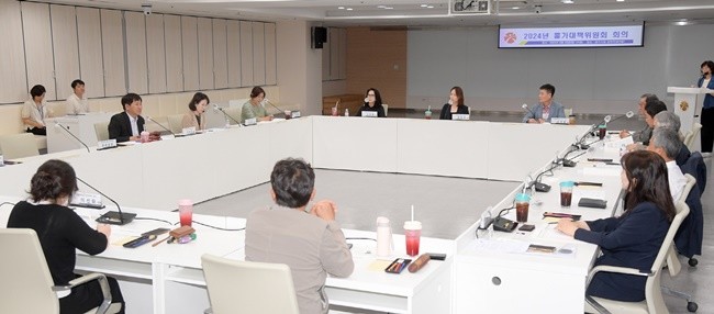 이상갑 광주광역시 문화경제부시장이 20일 오후 시청 중회의실에서 열린 물가대책위원회 회의를 주재하고 있다. /광주광역시 제공