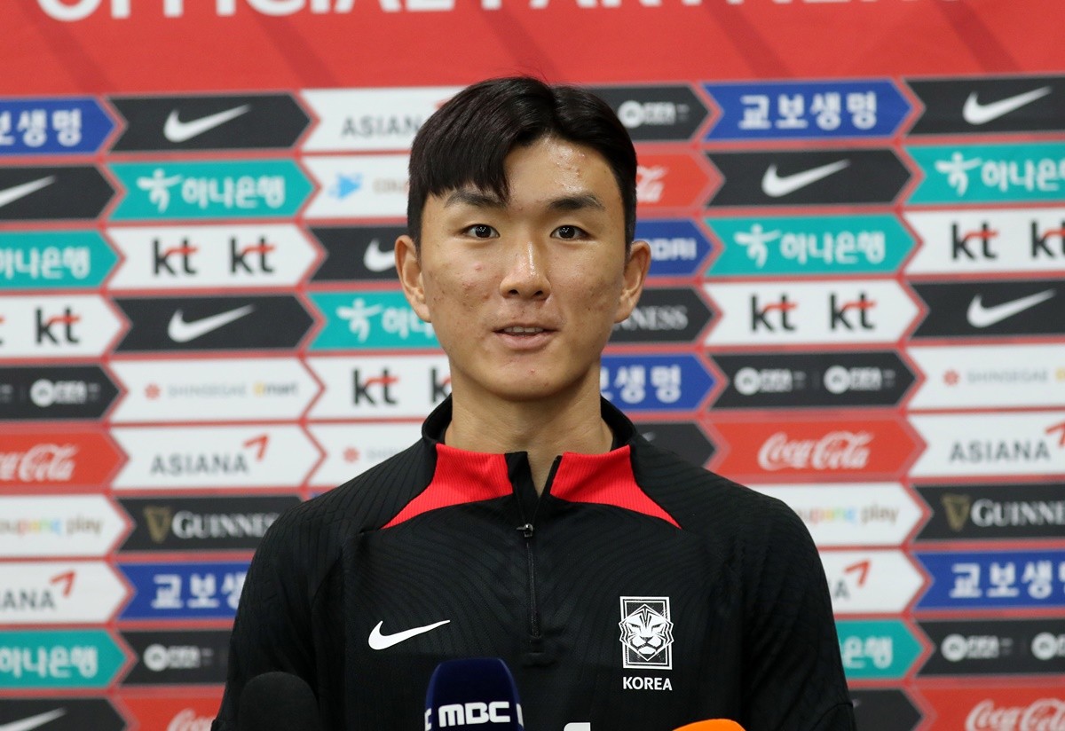 세르비아에서 뛰고 있는 황인범을 노리는 팀이 등장했다 | 위키트리