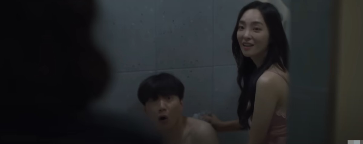 '사촌 누나'와 함께 목욕하다 들킨 남편. / 채널A '탐정들의 영업비밀