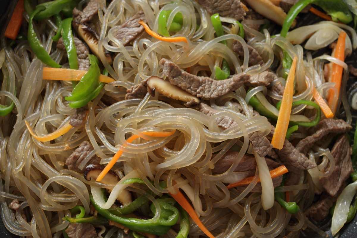 잡채 자료사진. / jreika-shutterstock.com