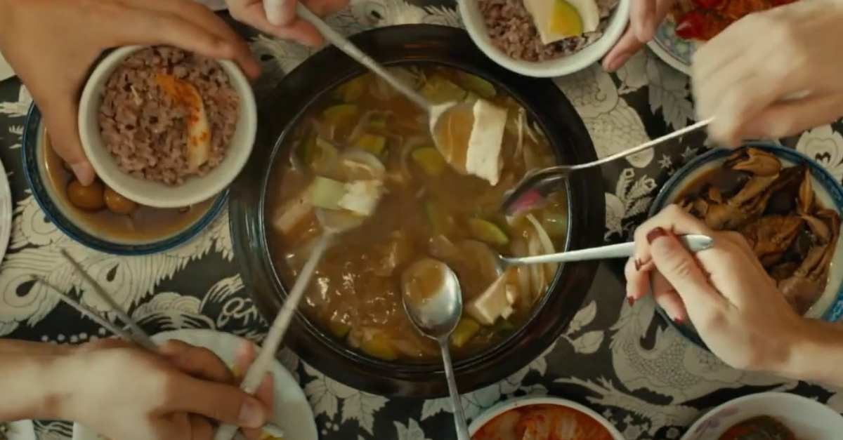 이젠 거의 사라진 한국인 독특한 식문화. 자료사진. / 영화 '고령화가족'-유튜브 '먹tune'