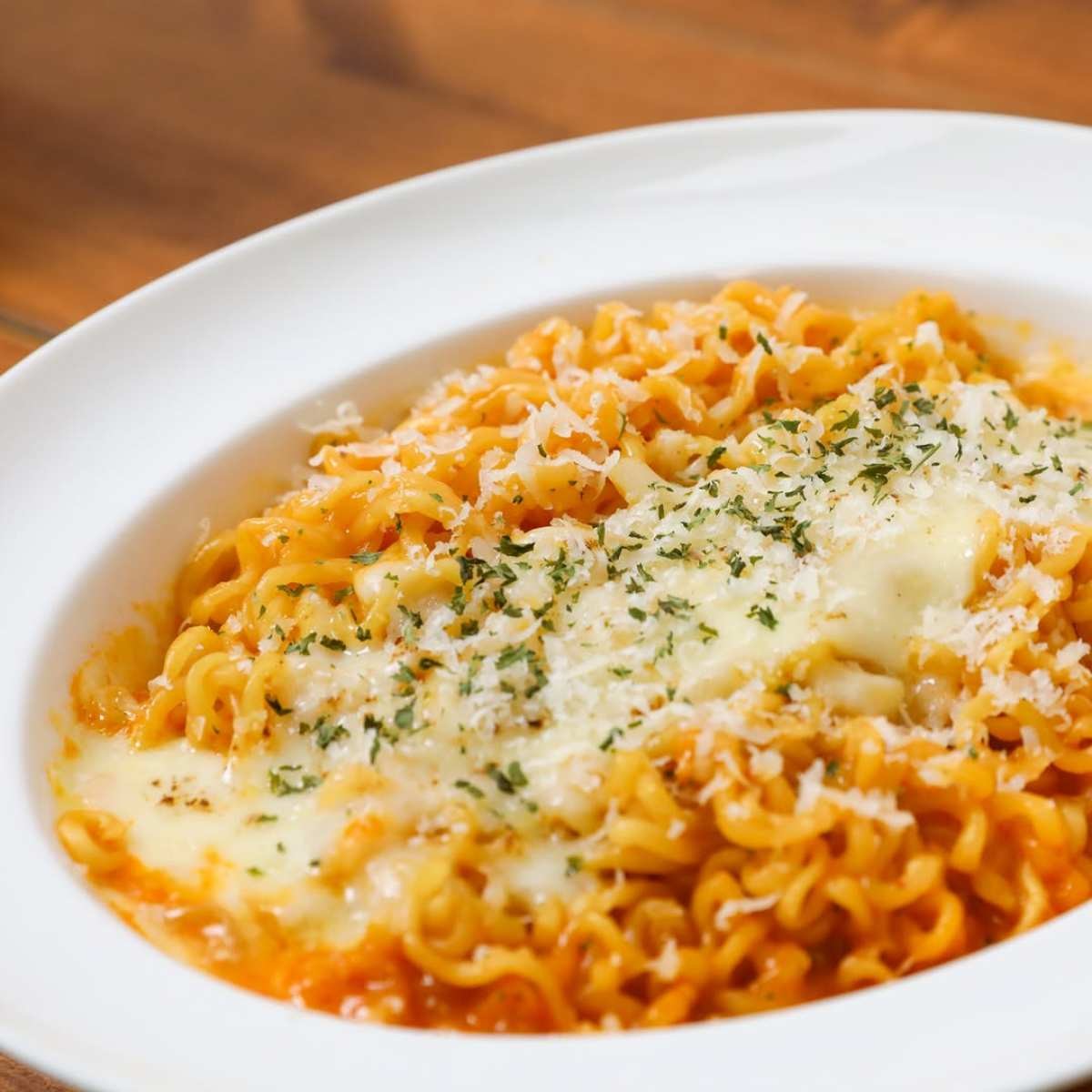 신라면 툼바 / 농심 인스타그램