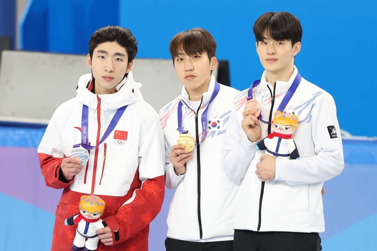 린샤오쥔과 박지원,장성우 / 뉴스1