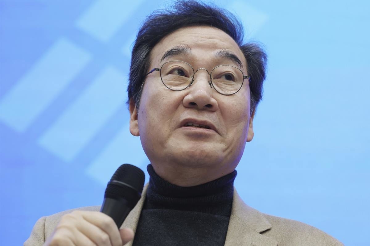 이낙연 전 국무총리가 2023년 12월 6일 오후 서울 노원구 삼육대학교 백주년기념관에서 대한민국 생존전략을 주제로 특별 강연을 하고 있다. /뉴스1