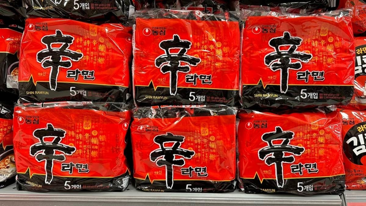 신라면 / yllyso-shutterstock.com