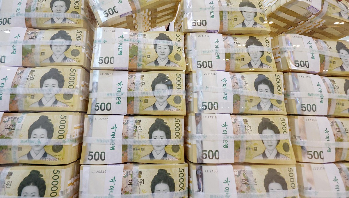 5만원권 다발 자료 사진. / 뉴스1