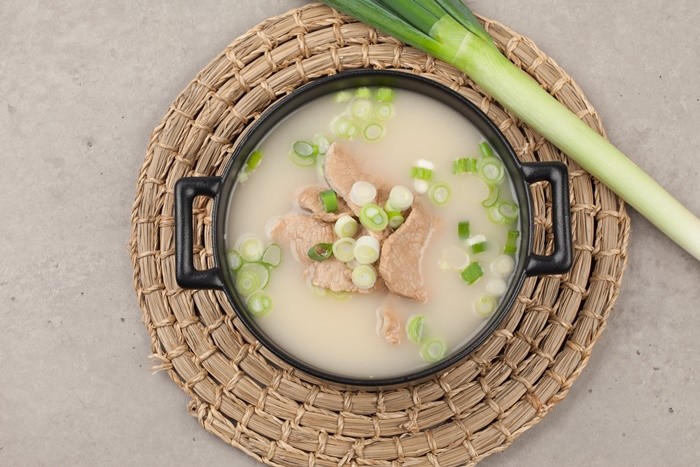 사골국 / Jeong-Seon-shutterstock.com