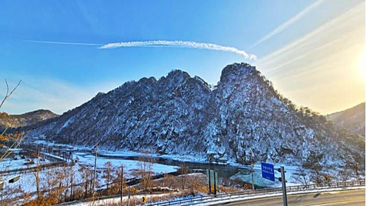 팔봉산 전경. / 홍천군청