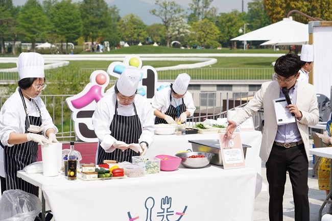 순천시는 지난해 순천미식을 알리기 위해 미식주간 요리대회를 개최했다.