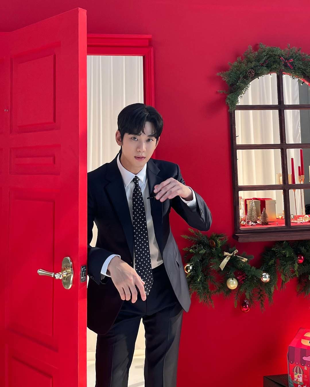 김수현 / 김수현 인스타그램