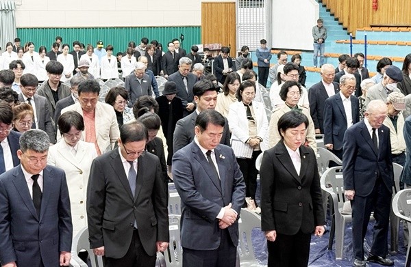 이정선 광주광역시교육감이 19일 광주공업고에서 진행된 제65주년 4·19혁명 기념식에 참석했다. / 광주광역시교육청