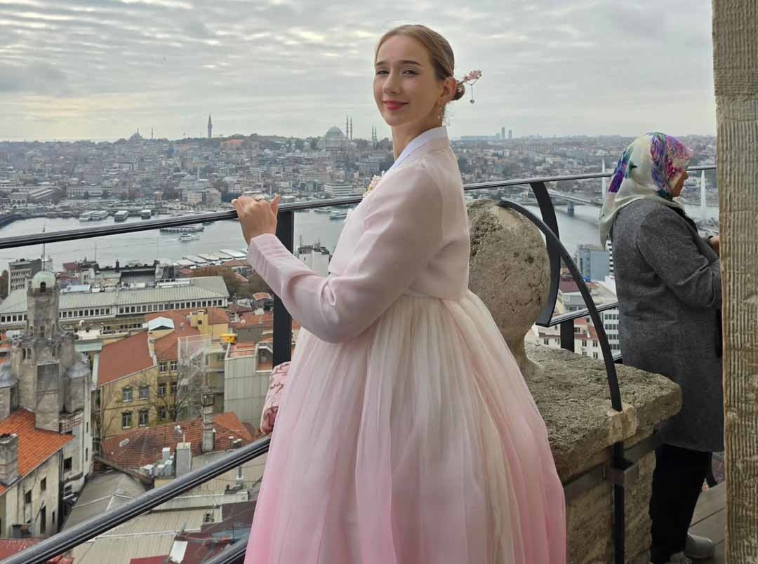 제95회 춘향제 글로벌춘향선발대회에서  ‘춘향 현’으로 선발된 에스토니아 출신 마이(25). / 마이 인스타그램