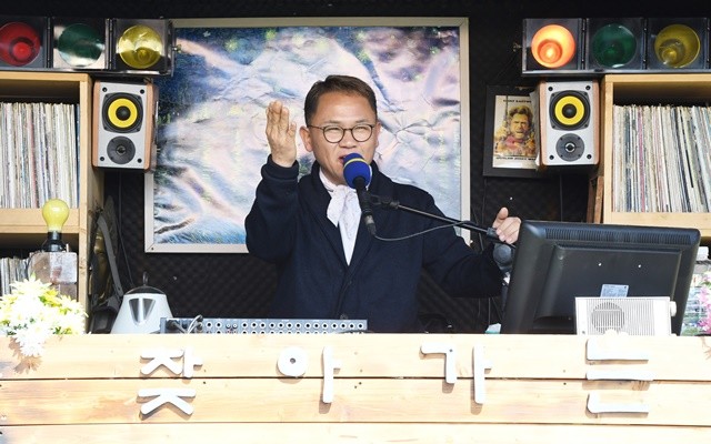 찾아가는 DJ 최용진 씨