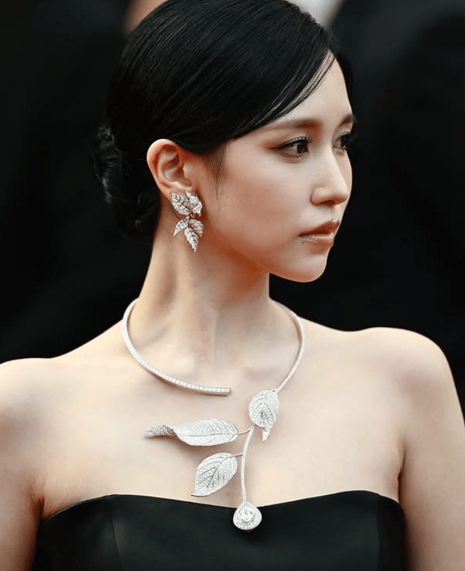 Courtesy of Boucheron's Official Instagram