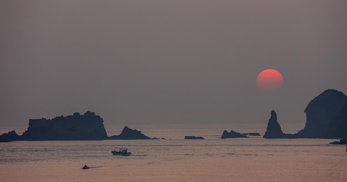 울릉도·우도 아니다… 2년 연속 ‘꼭 가보고 싶은 섬’으로 선정된 이곳 | 위키트리