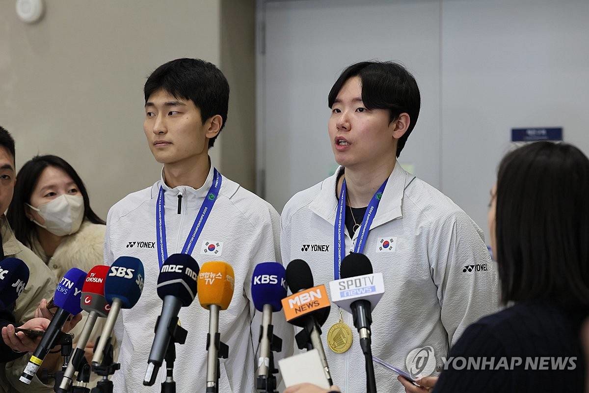 서승재(오른쪽)·김원호 / 연합뉴스