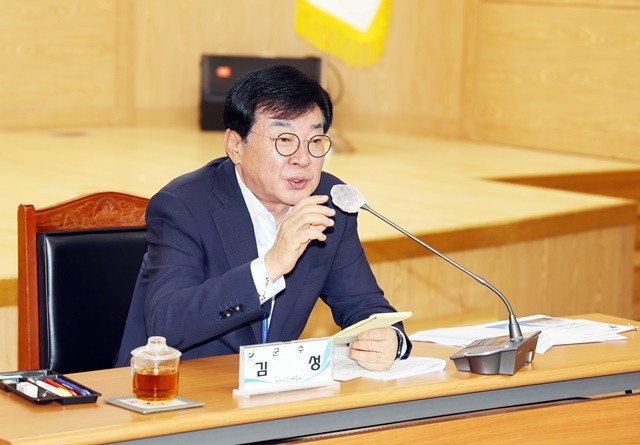 김성 장흥군수