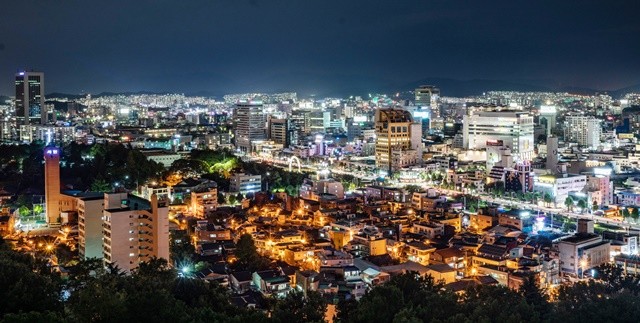 사직공원전망대에서 바라본 광주시가지 야경