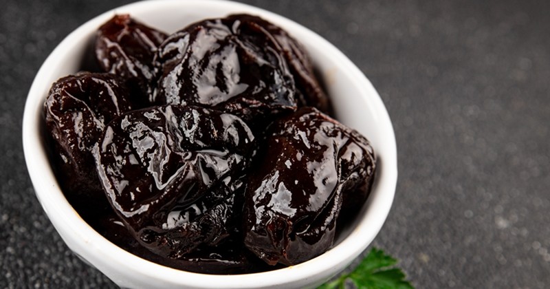 푸룬 / Alesia.Bierliezova-shutterstock.com