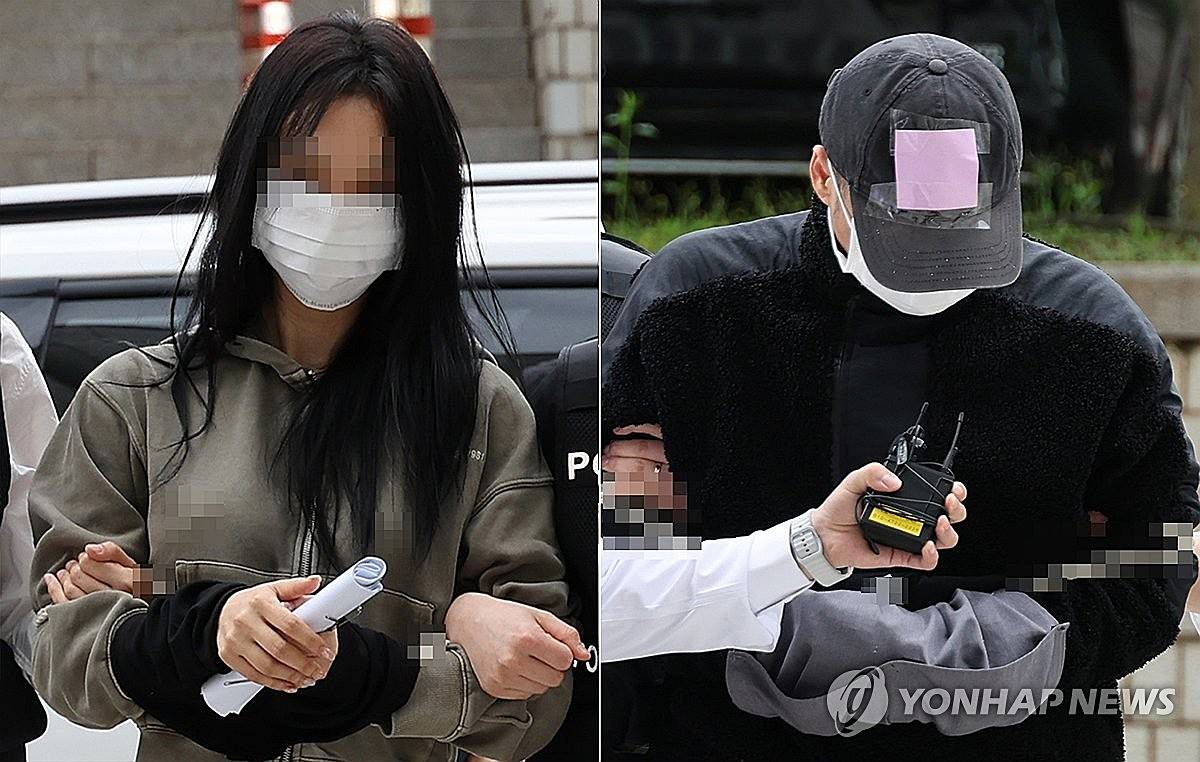 축구 국가대표팀 주장 손흥민의 아이를 임신했다고 주장하며 손씨에게 돈을 뜯어내려 한 20대 여성 양모씨(왼쪽)와 40대 남성 용모씨가 지난 5월 17일 영장실질심사를 받기 위해 서울중앙지법에 들어서고 있다 / 연합뉴스