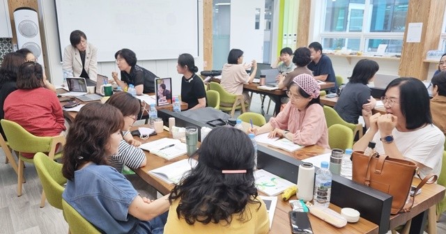 전라남도목포영재원에서 ‘유·초등 수석교사 수업 코칭 역량 강화 직무연수’가 진행되고 있다.