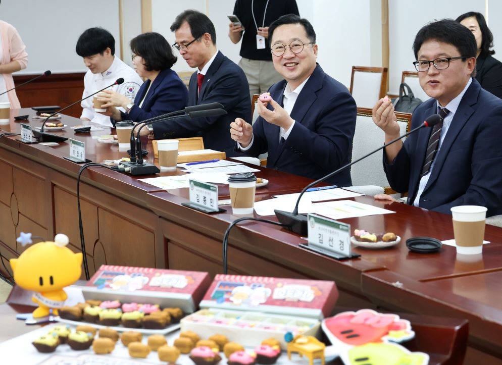 라면, 막걸리 이어 맛잼시리즈 3탄, 대전시 꿈돌이 호두과자 나온다 / 대전시