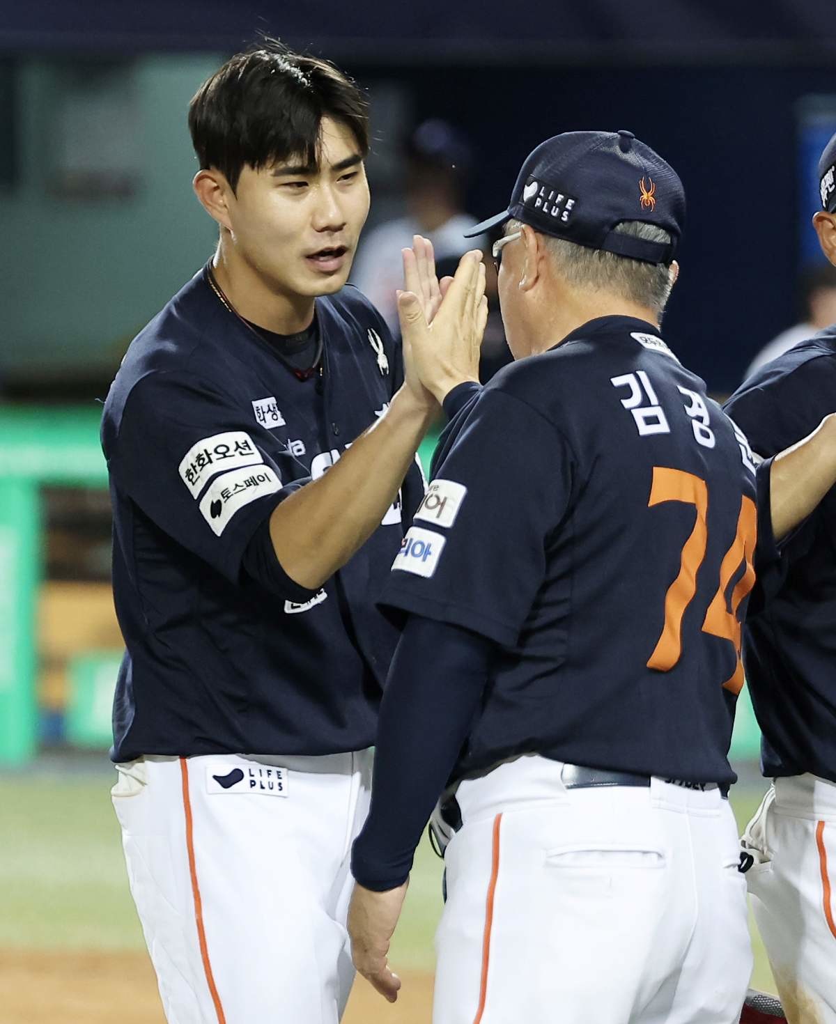 홈런 터뜨린 심우준. / 뉴스1