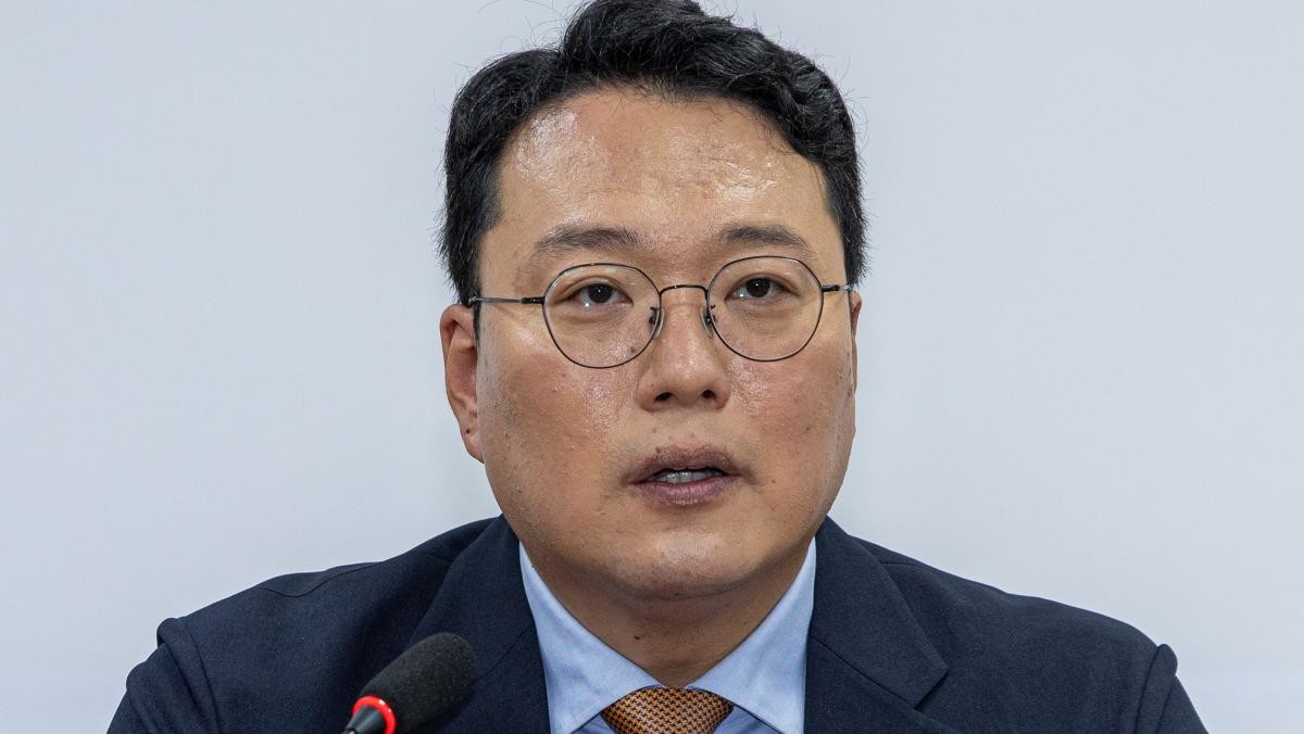 천하람 개혁신당 대표 권한대행 겸 원내대표가 지난달 16일 오전 서울 여의도 국회에서 열린 최고위원회의에서 발언을 하고 있다. / 뉴스1