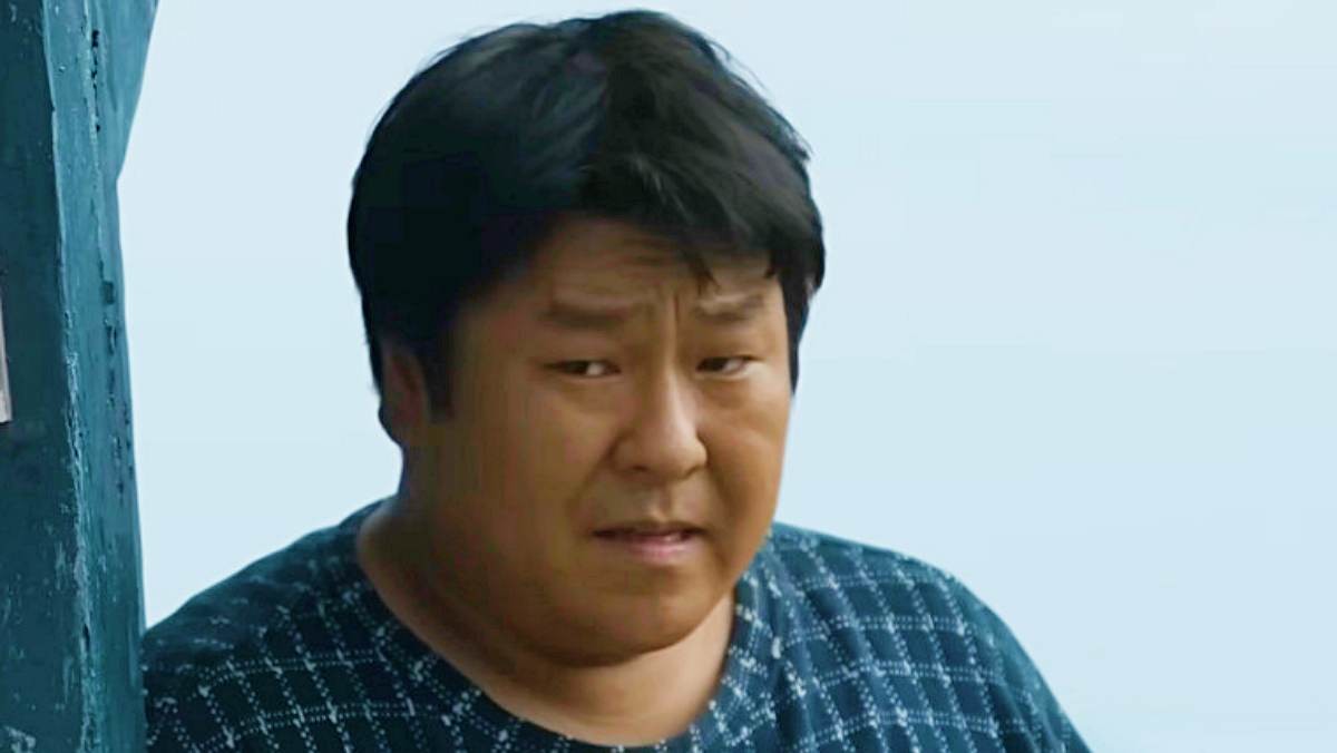 파인: 촌뜨기들’ 6회 선공개 영상 중 한 장면. / 유튜브 'Disney Plus Korea 디즈니 플러스 코리아'