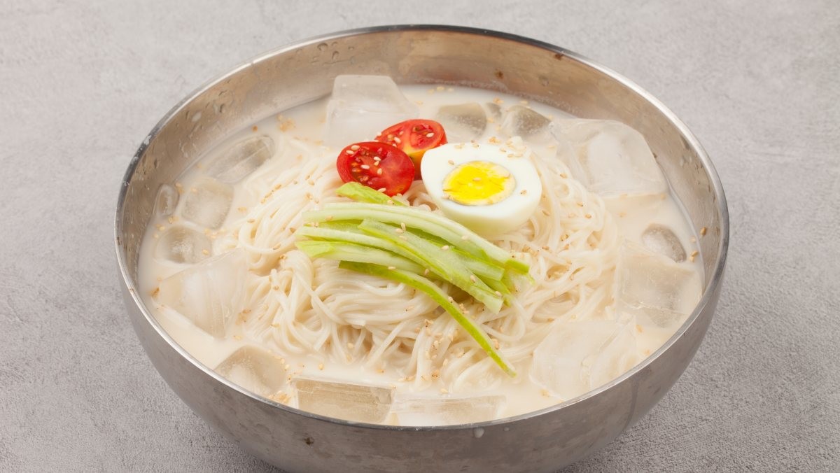 콩국수의 모습. (기사 속 실제 음식과 다를 수 있음을 알립니다.) / Jeong-Seon-shutterstock.com