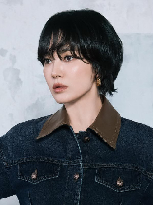 드라마 '천천히 강렬하게' 출연을 위해 숏컷으로 변신한 송혜교 / 송혜교 인스타그램