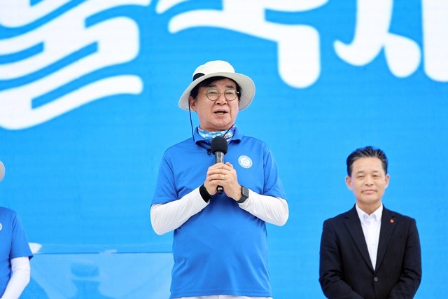 김성 장흥군수가 폐막 인사말을 하고 있다.