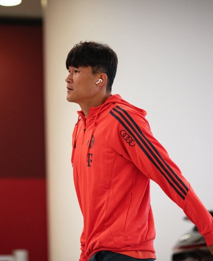 이어폰 낀 김민재 / FC 바이에른 뮌헨 인스타그램
