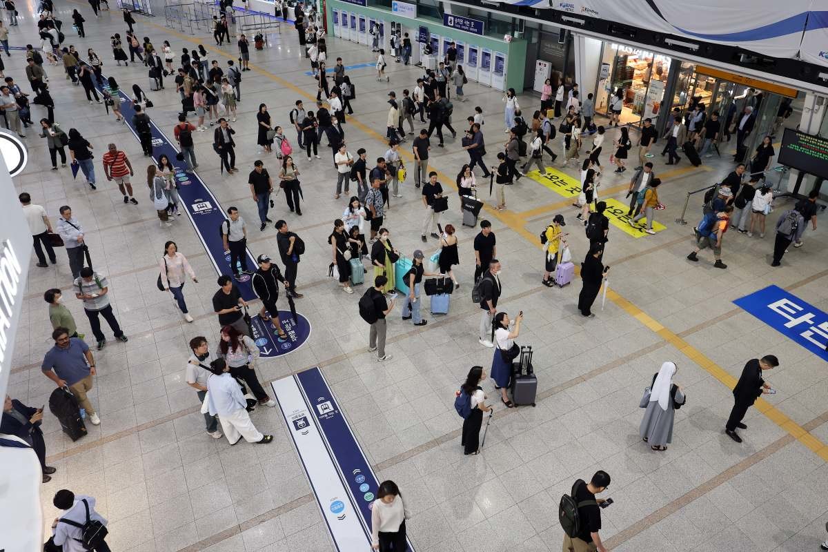 서울역 대합실. 자료사진. / 뉴스1