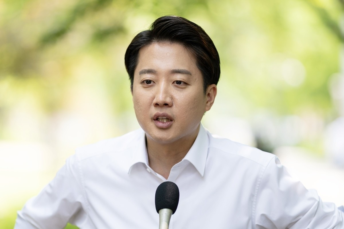 이준석 개혁신당 대표 자료 사진. 이준석 대표가 '내년 보궐선거 지역 2∼3곳에서 당선시키는 게 목표'라고 밝혔다. / 뉴스1