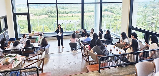 전남교육청의 특수교육지원센터 전담인력 직무연수가 진행되고 있다.