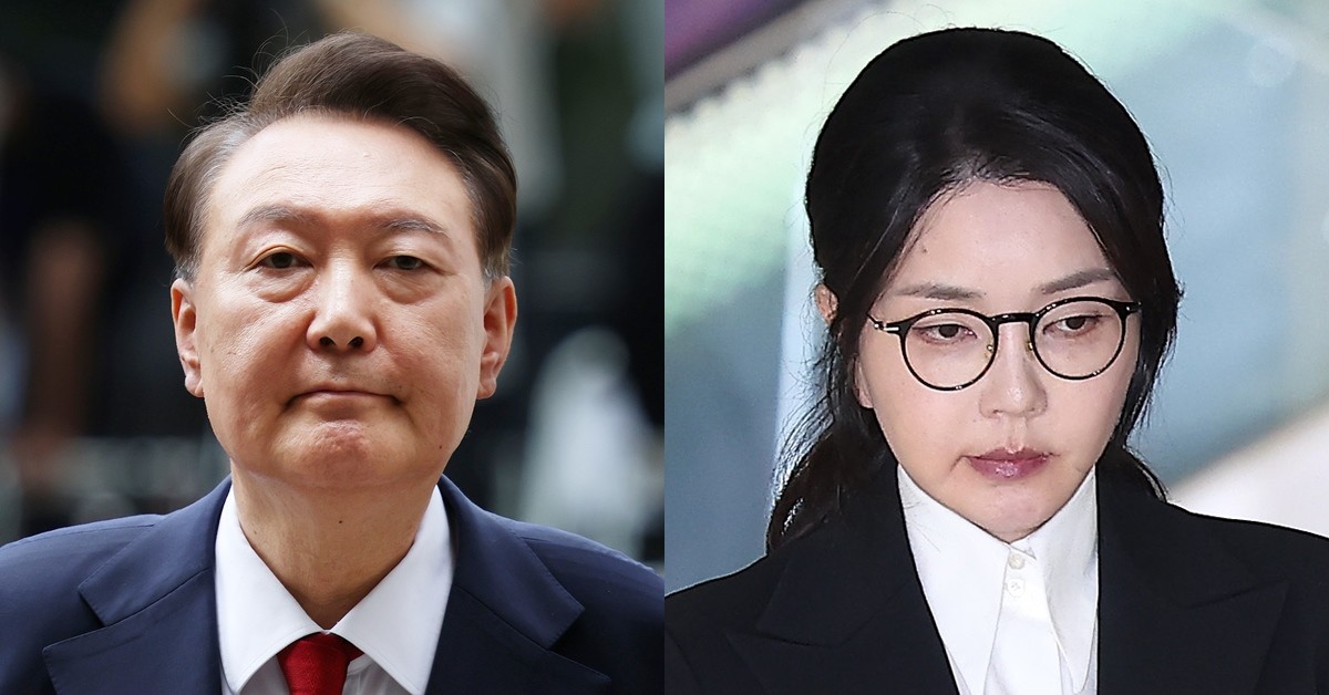 윤석열 전 대통령과 김건희 여사 자료 사진. 현재 윤석열 전 대통령은 서울구치소에, 김건희 여사는 서울남부구치소에 수감돼 있다.     / 뉴스1
