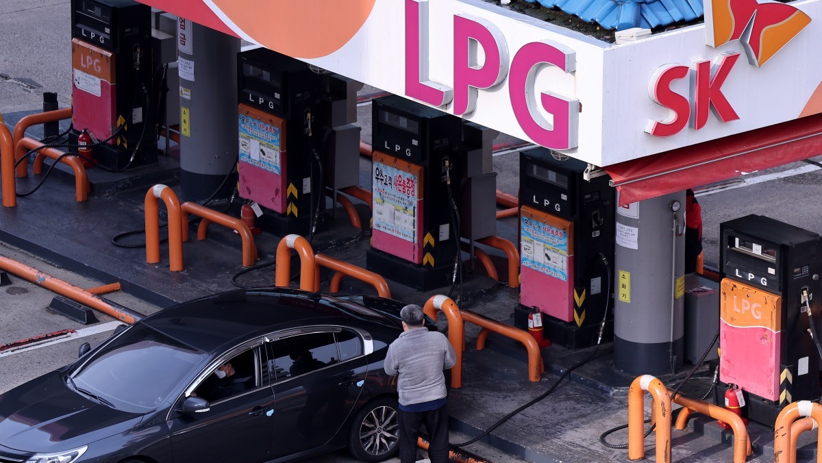 11월 말부터 LPG차 '셀프충전' 허용된다