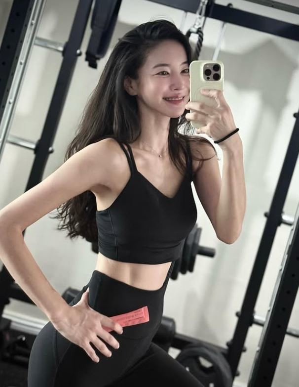 김윤지 인스타그램
