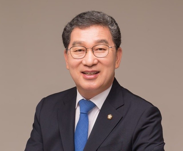 신정훈 행정안전위원장