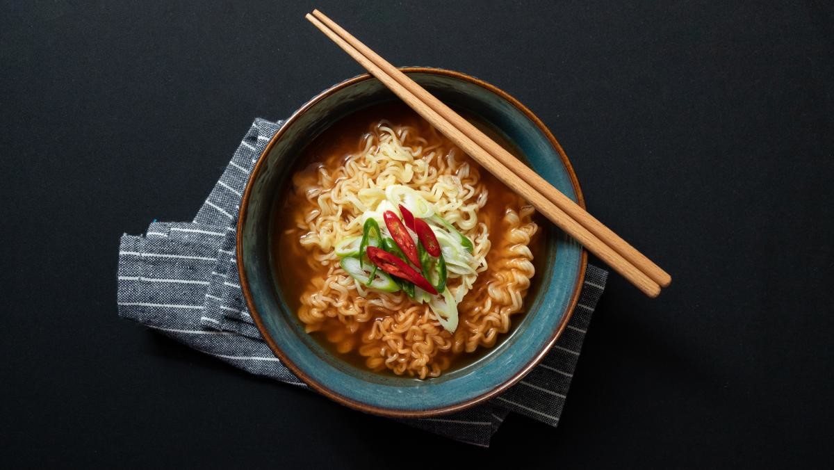 라면. / JAY.D.Beagle-shutterstock.com