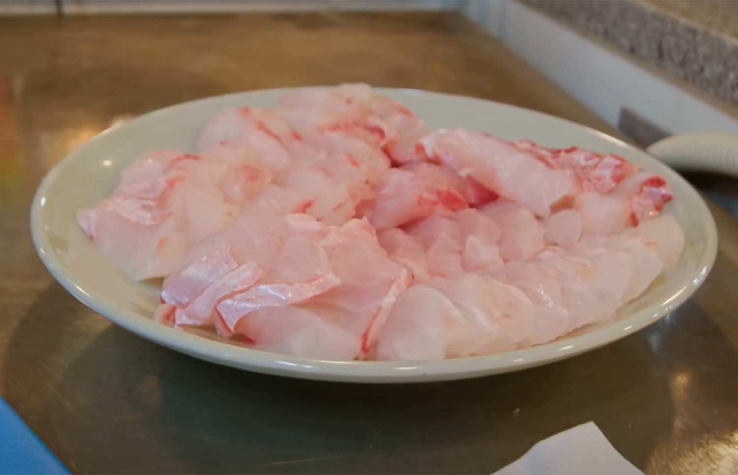 김민성은 점줄우럭 회 한 접시가 시가로 따지면 40만~50만원은 될 것이라고 말했다. / '일타쿠마' 유튜브