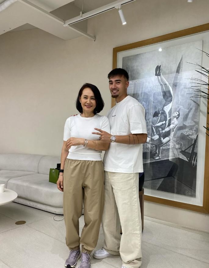 옌스 카스트로프와 그의 어머니 / 옌스 카스트로프 인스타그램