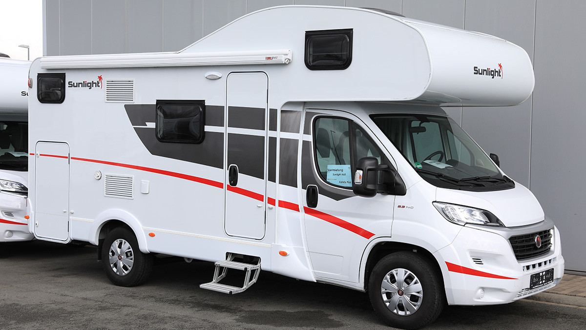 피아트 프로페셔널 두카토를 기반으로 제작한 캠핑카. / 셔터스톡