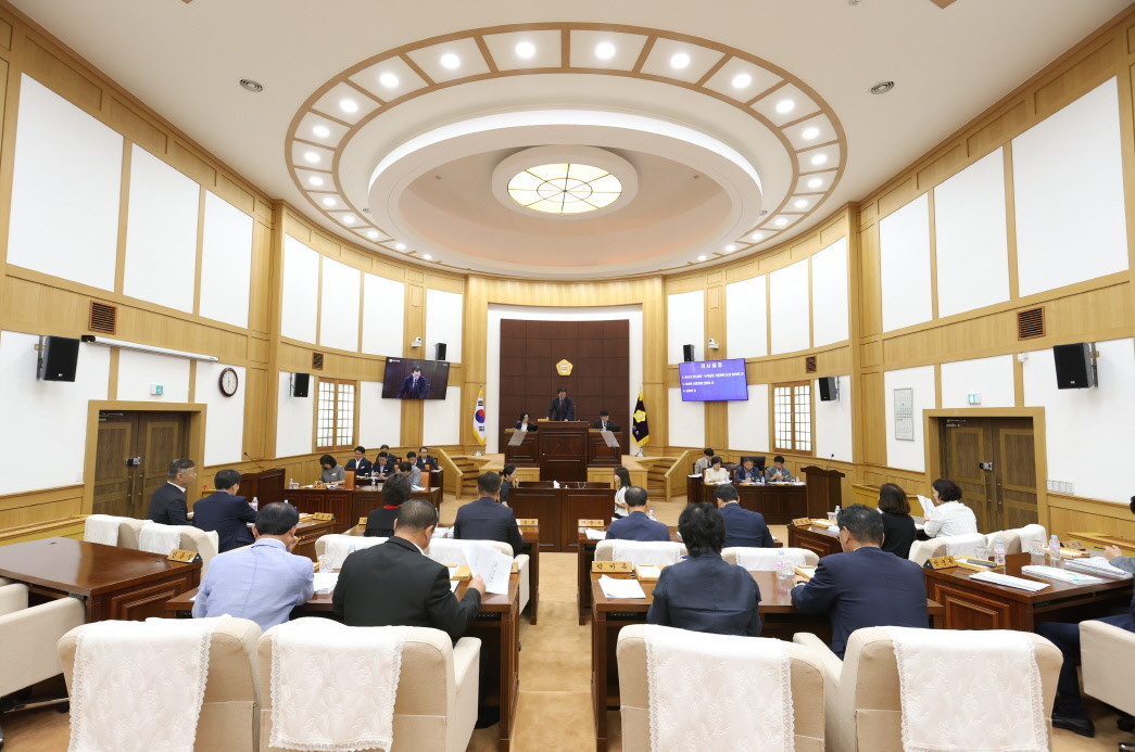 1일 경산시의회 제264회 임시회 1차 본회의가 열리고 있다. / 경산시의회 제공