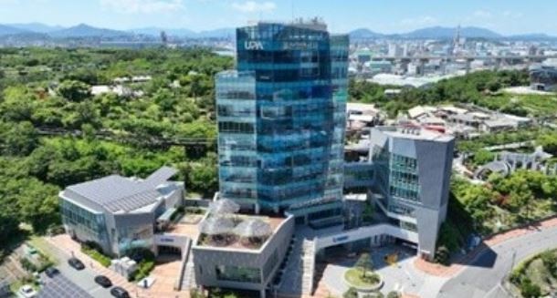 울산항만공사(UPA, 사장 변재영)는 울산항의 25년 7월 물동량이 전년 동월(1,660만 톤) 대비 2.3% 감소한 1,622만 톤을 기록했다고 지난 8월 29일 밝혔다. / 사진제공=울산항만공사