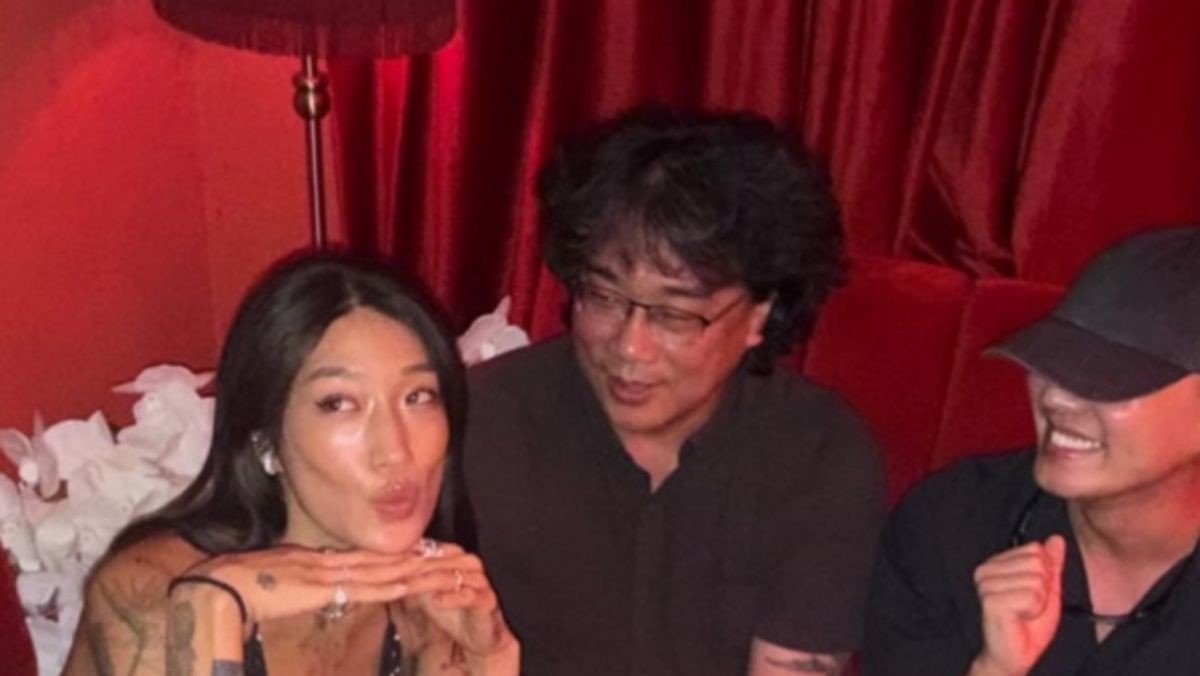 DJ 폐기 구, 감독 봉준호, 배우 유아인(왼쪽부터)의 모습. / 폐기 구 인스타그램