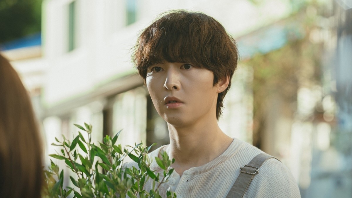 '마이 유스'에서 로맨스 연기 선보이는 송중기 / JTBC